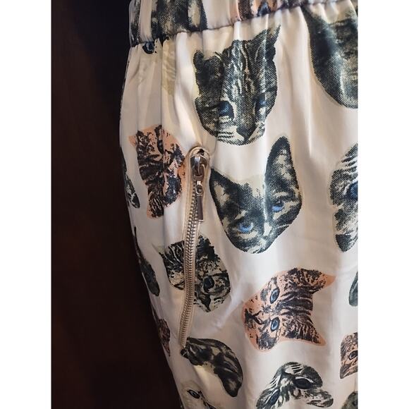 Retrolicious Cat Print Dress - Cream and Green - Picture 3 of 6